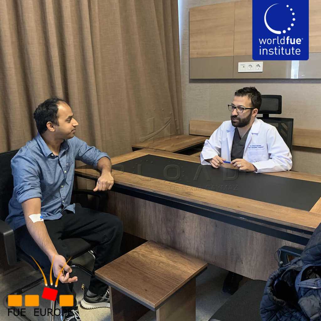 Red Flags and Green Flags When Choosing a Hair Transplant Surgeon 4 consultation